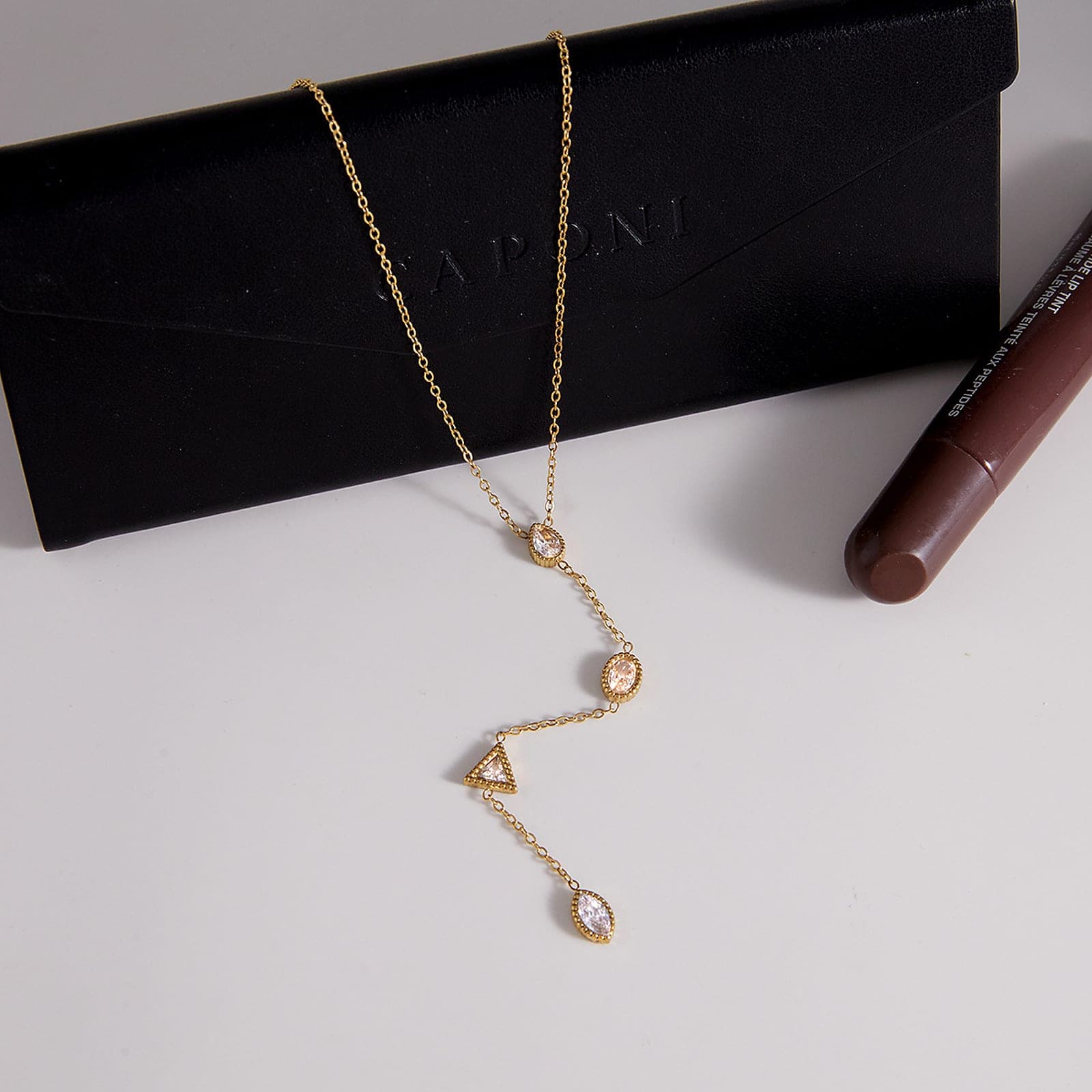 Perlage Lariat